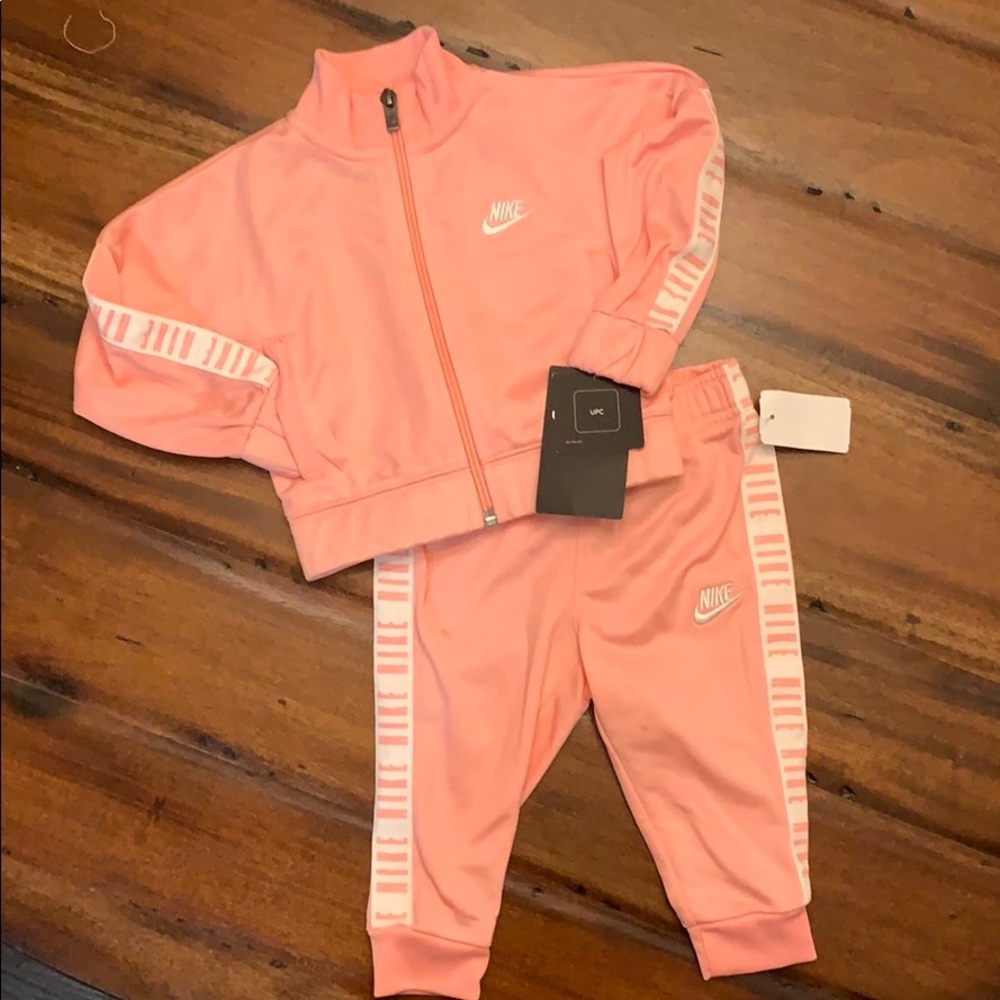 Nike suit